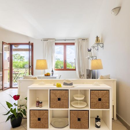Bilocale 10 al mare con veranda Àrbatax Exterior foto