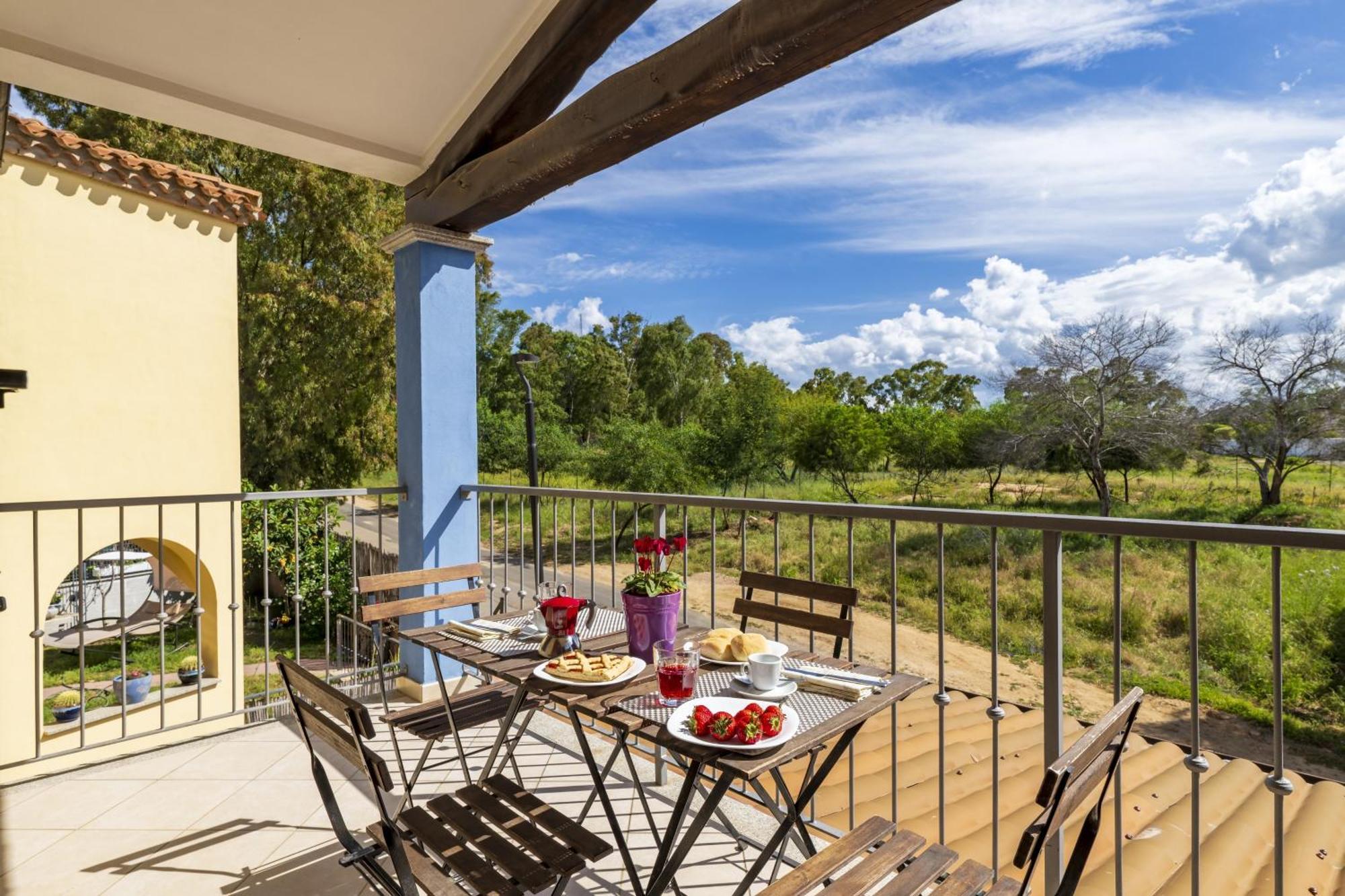 Bilocale 10 al mare con veranda Àrbatax Exterior foto