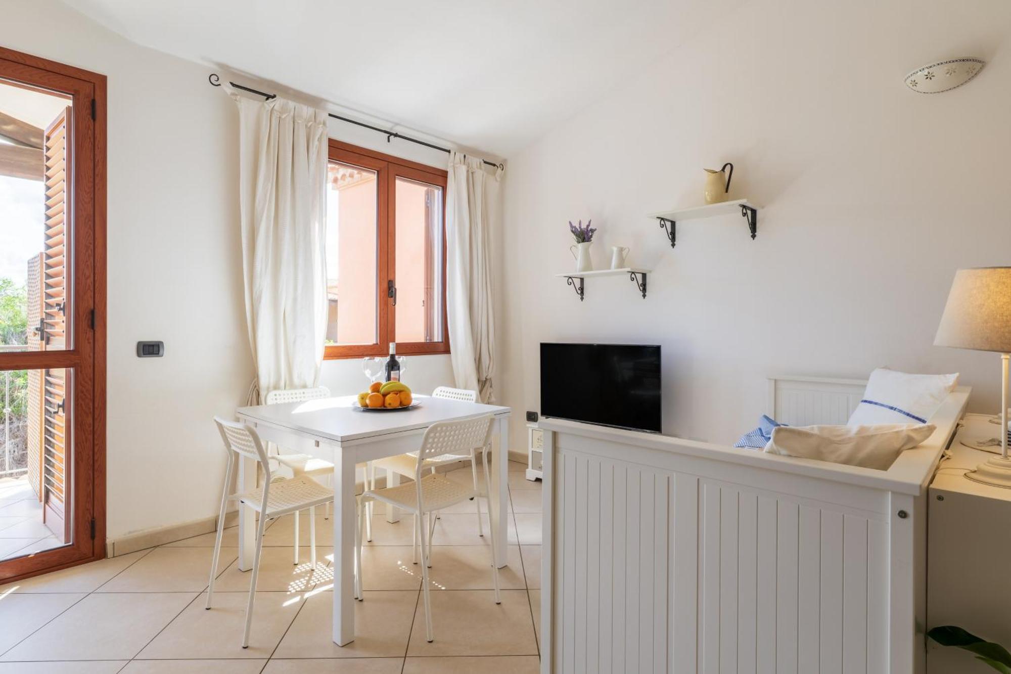 Bilocale 10 al mare con veranda Àrbatax Exterior foto